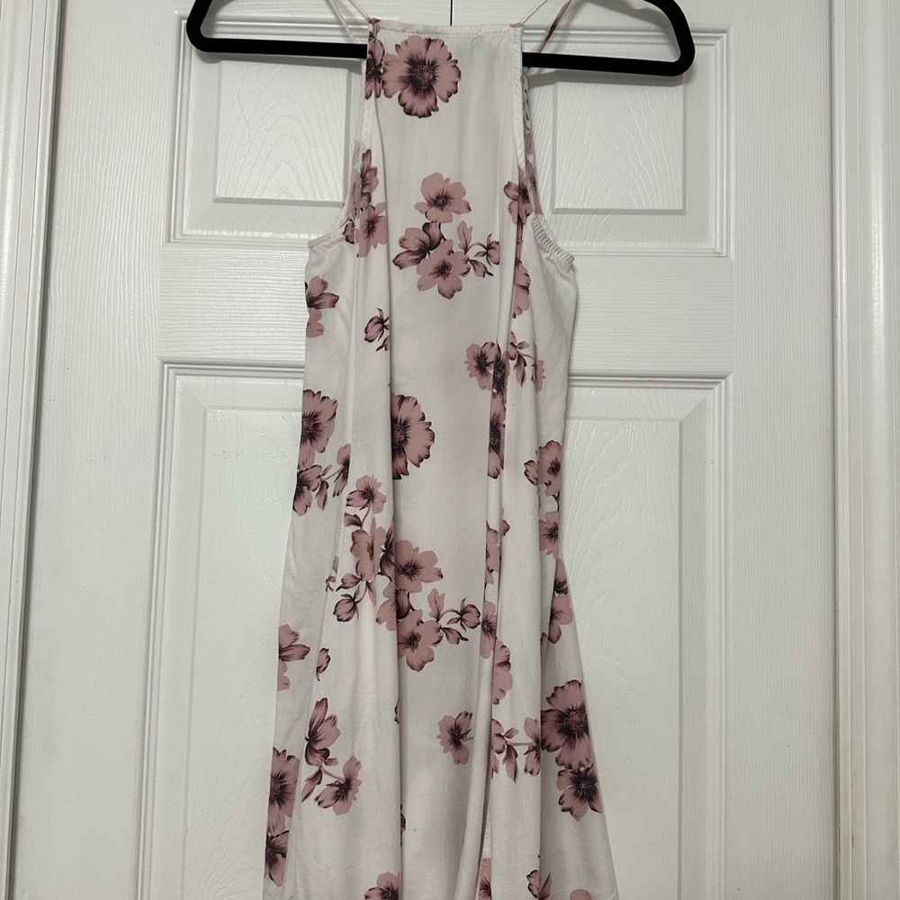 Brandy Melville Abigail Dress - Picture 5 of 6